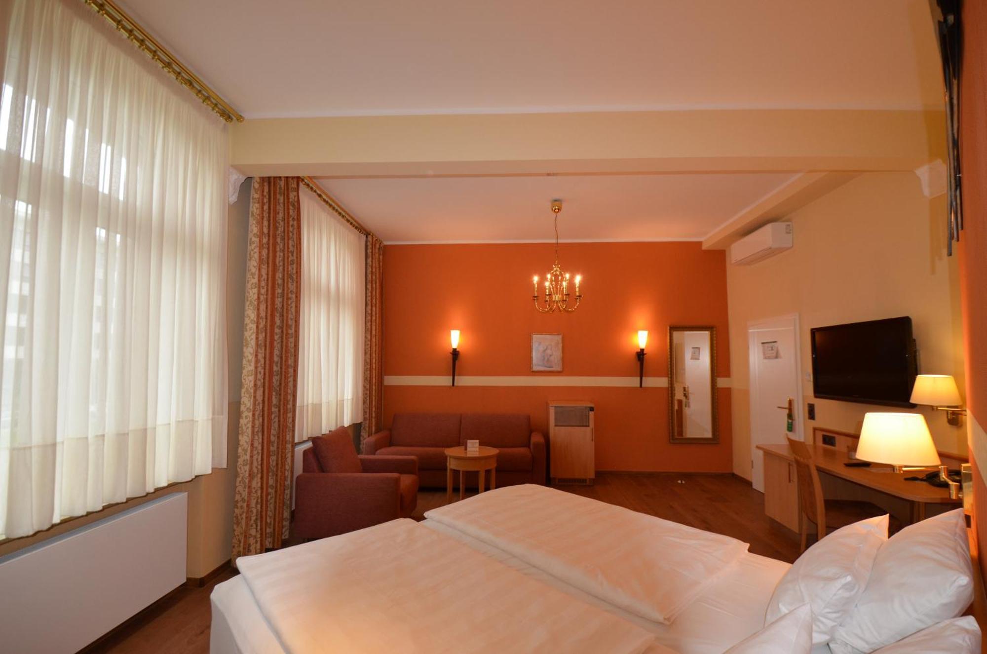 Hotel Mack 3*