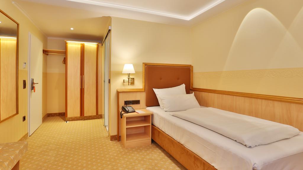 Hotel Mack 3*
